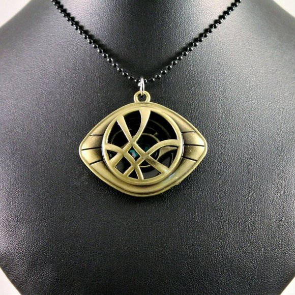 Marvel Dr. Strange Eye of Agamotto Necklace - Picture 2 of 6